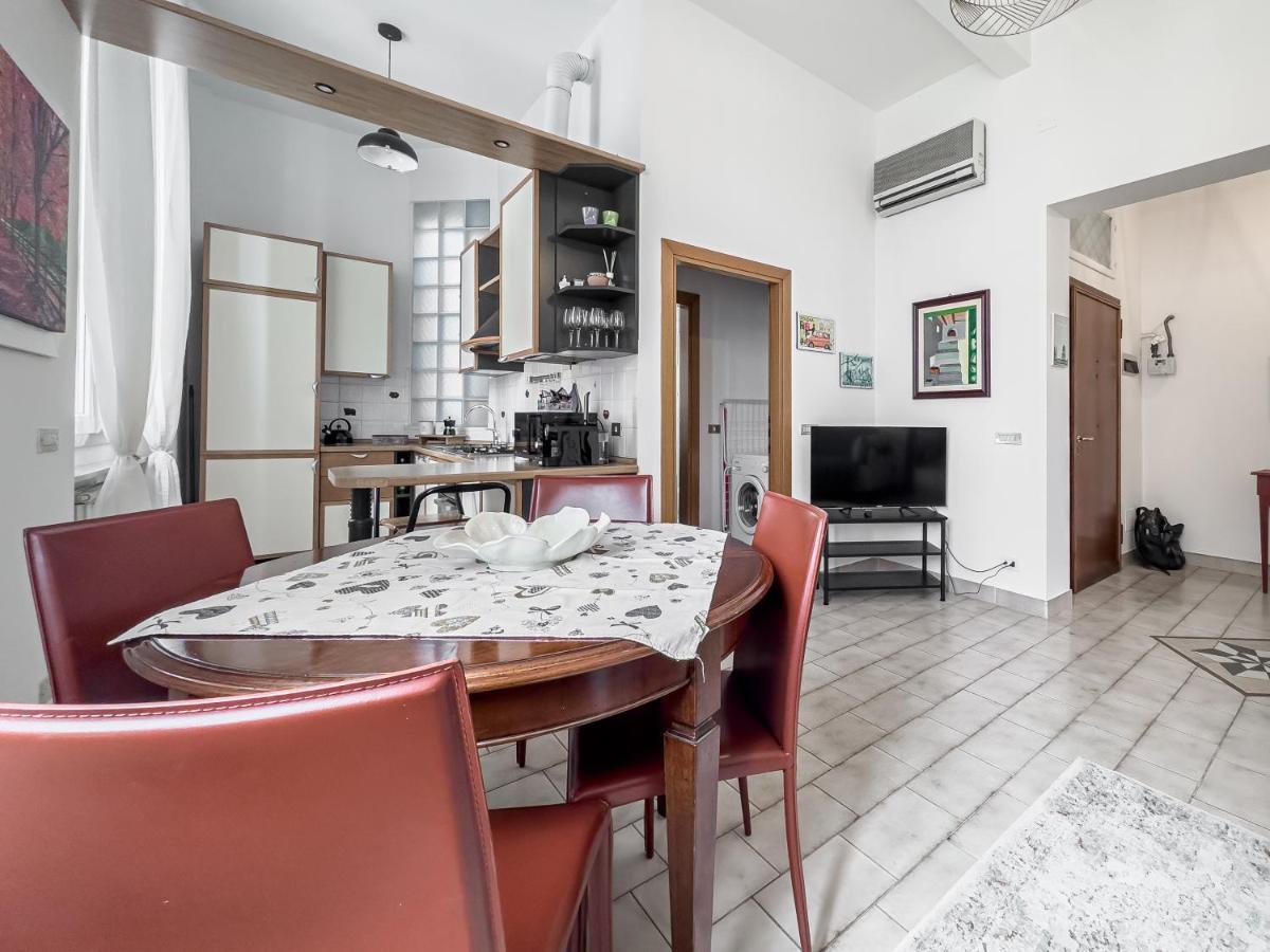 Realkasa Carracci Apartment Bologna Buitenkant foto