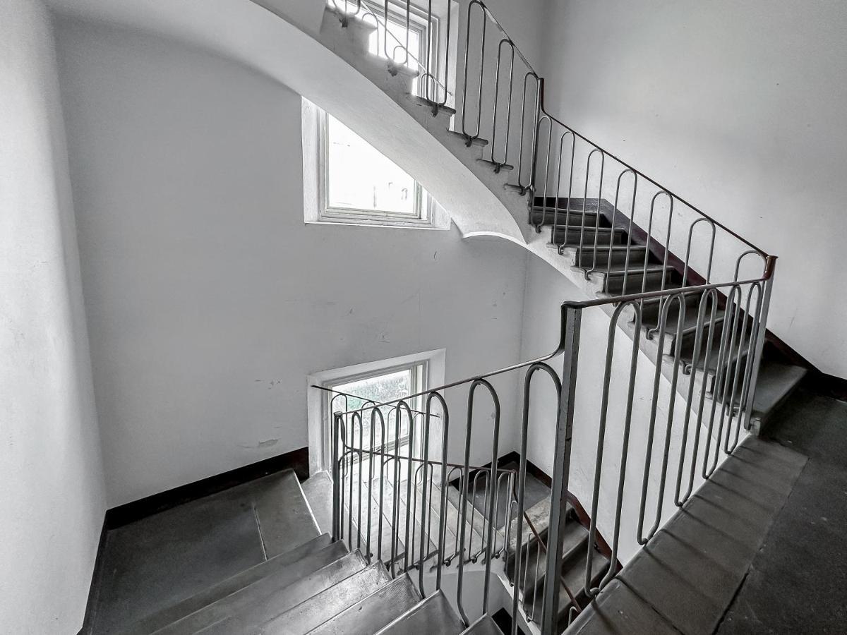Realkasa Carracci Apartment Bologna Buitenkant foto