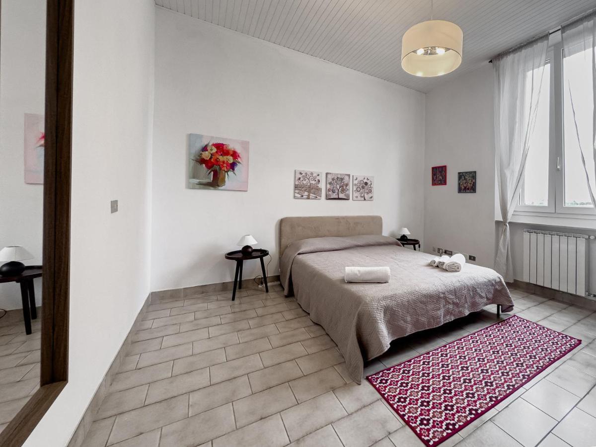 Realkasa Carracci Apartment Bologna Buitenkant foto